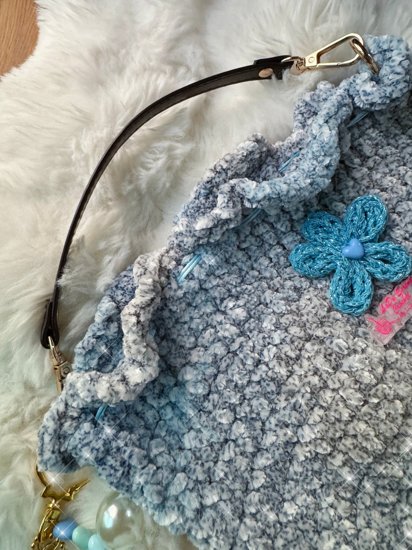 LIA MINI DRAWSTRING BAG