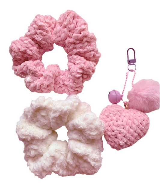 SCRUNCHIE KEYCHAIN GIFT SET