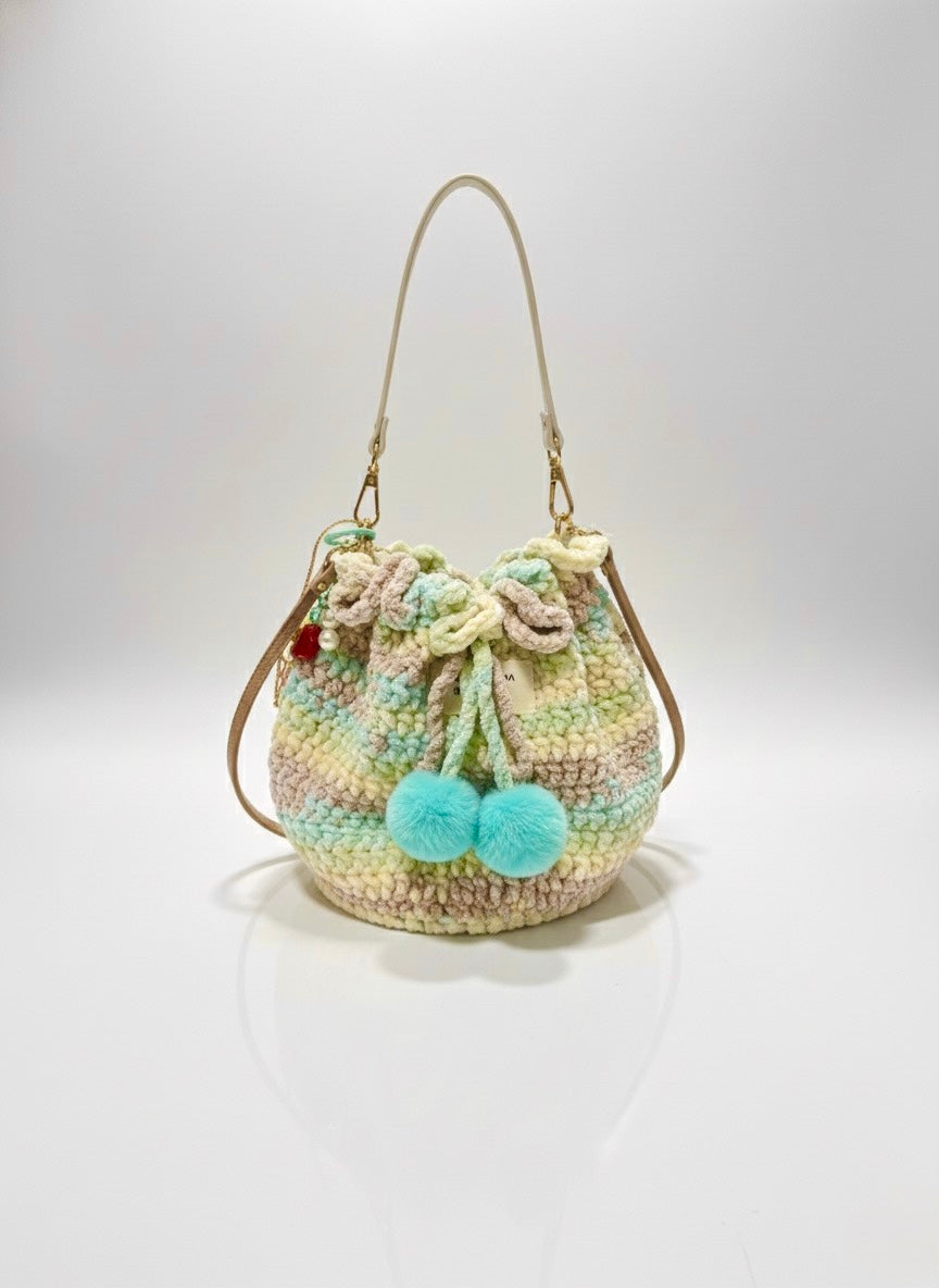 RAE DRAWSTRING BAG (LARGE)