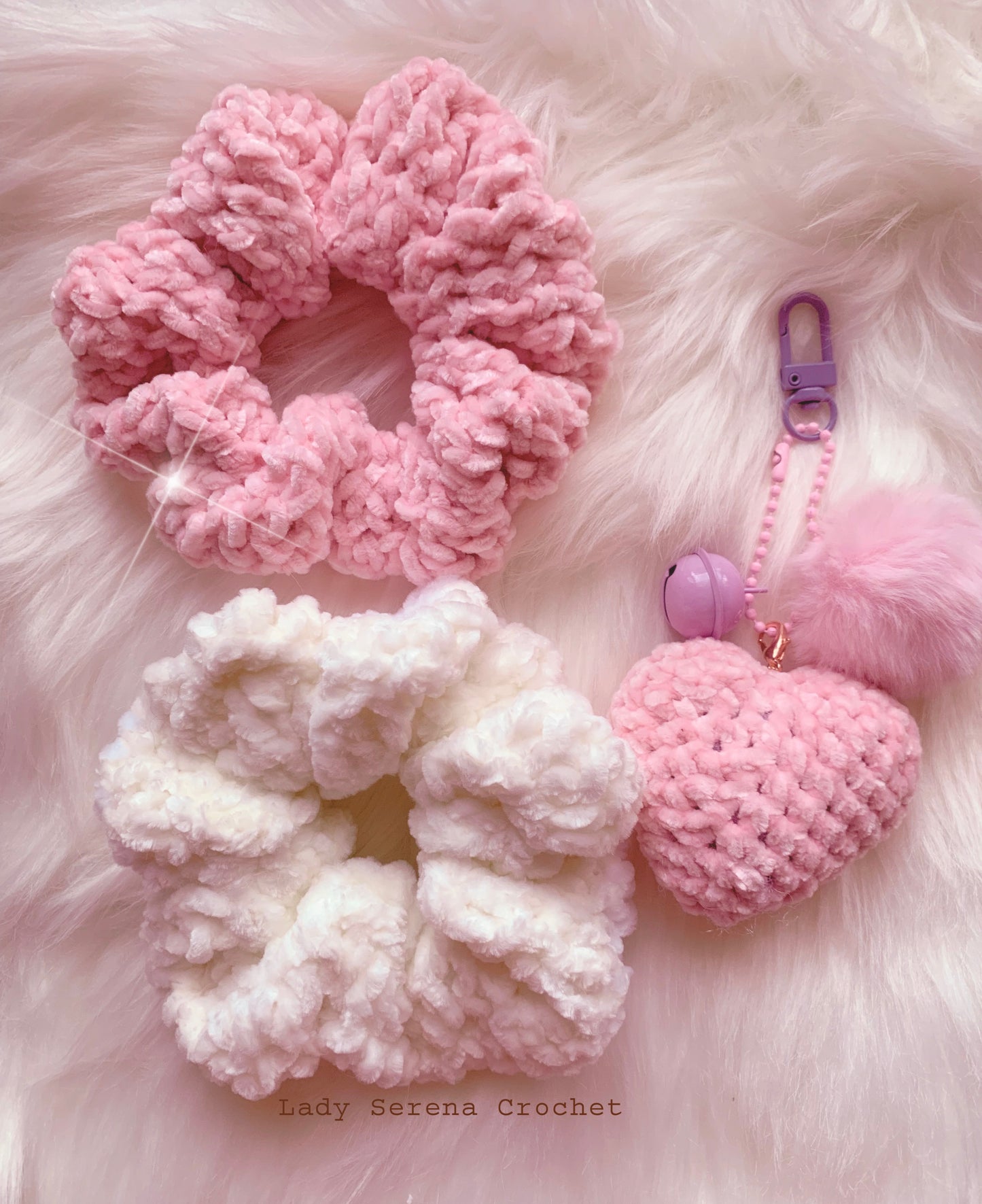 SCRUNCHIE KEYCHAIN GIFT SET